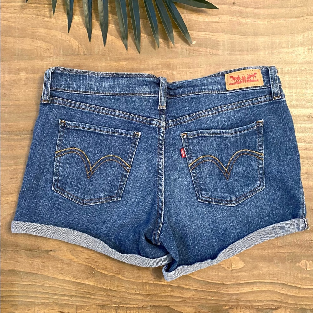 Levi’s Mid Rise Jean Shorts